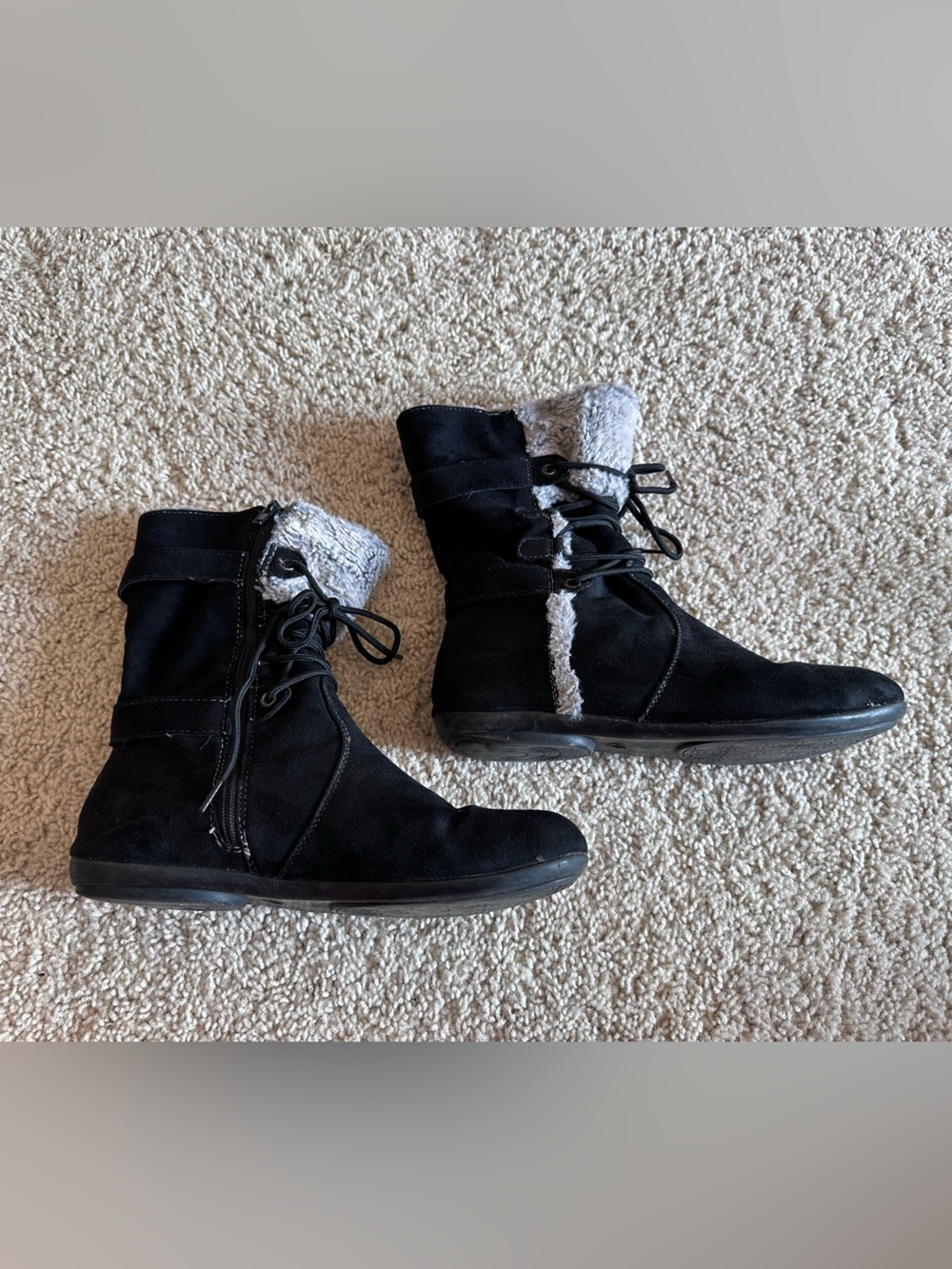 Studio Works Black Faux Shearling Lace-Up Ankle Boots Aspen size 8 Faux Suede